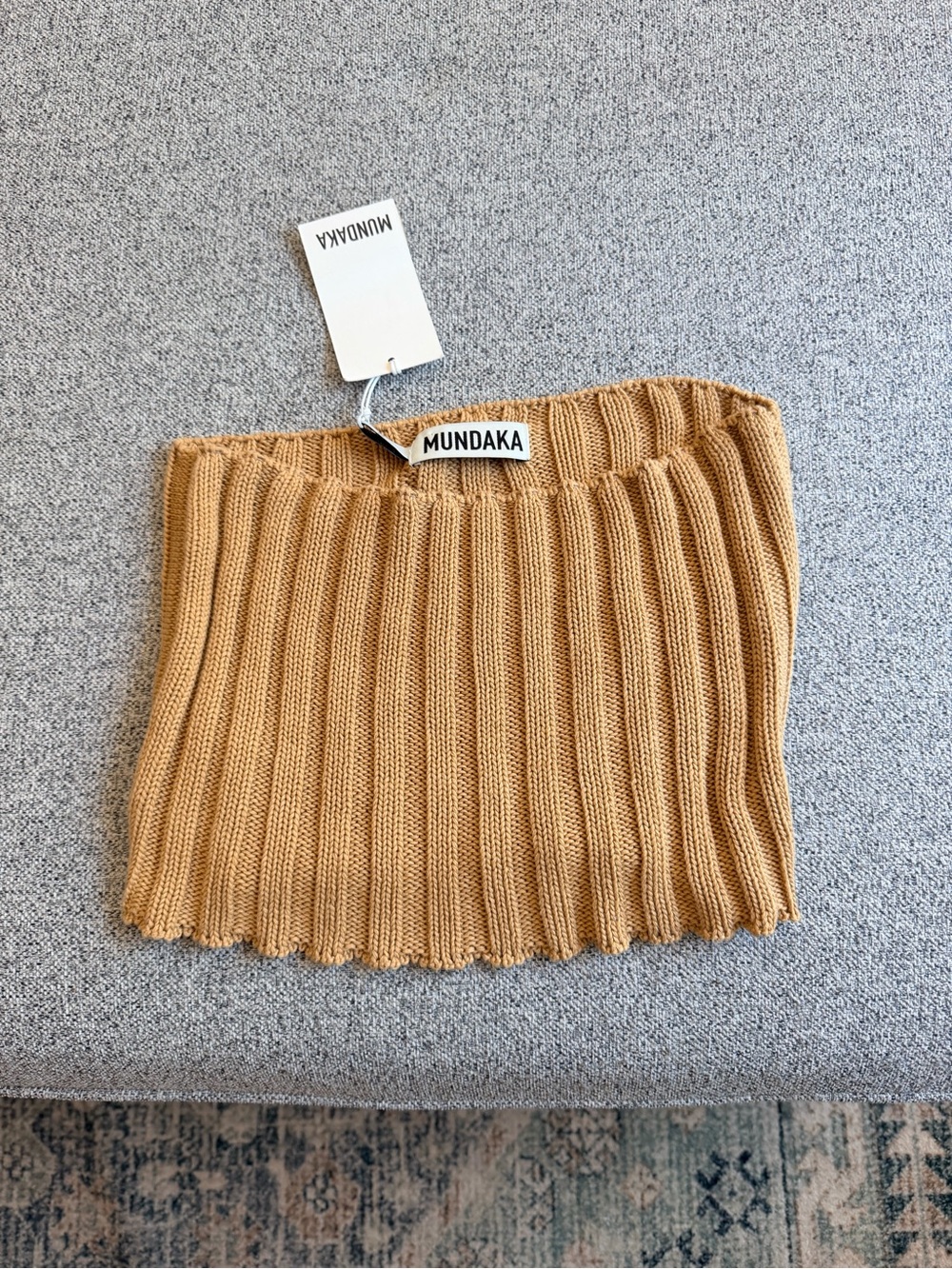 Mundaka tan knit sweater cropped tube top M nwt
